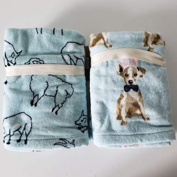 2 Pairs! Easter Hand Towels ED by Ellen Degeneres - Picture 2 of 5